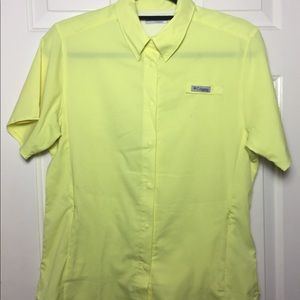 Columbia snap down collared shirt